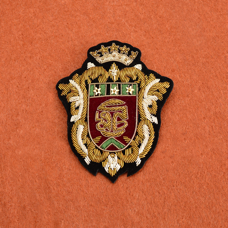 印度丝手工字母刺绣徽章