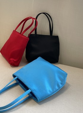 【TTDP】天天家吸睛方形缎面小提包30MM素绉缎真丝手拿小包B09105