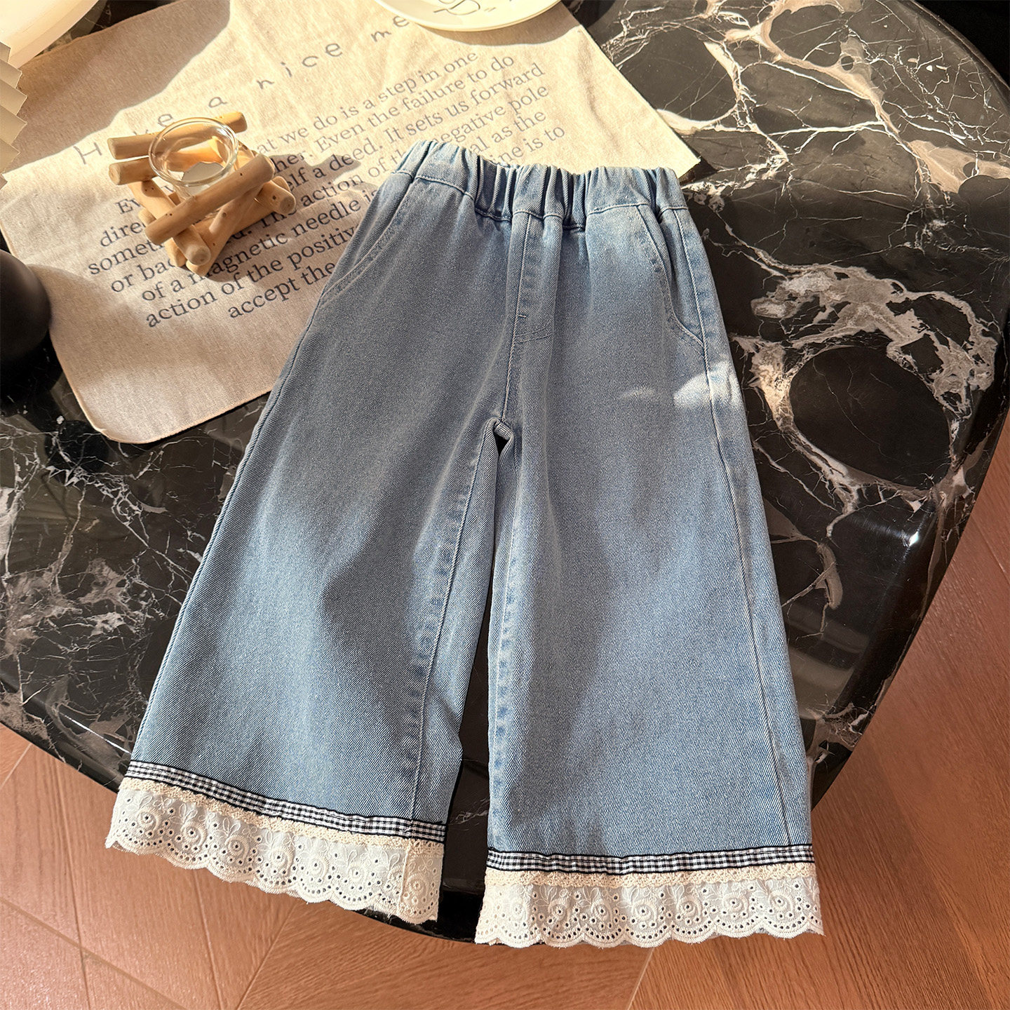 新款韩版女童花边牛仔裤