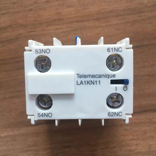 印尼产 接触器辅助接触点 LA1KN11S176 1开1闭 LA1KN11询价