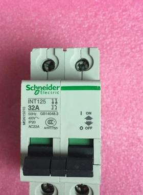 原装Schneider施耐德空气开关 INT125 2P 32A 现货询价