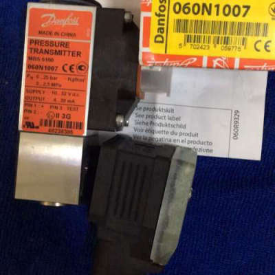 Danfoss  MBS 5100-060N1007 Danfoss PRESSURE TRANSMITTER议价