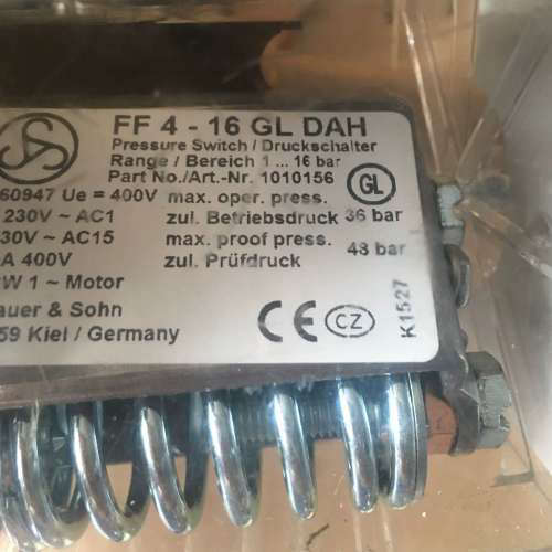 SAUER  FF4-32GL DAH Pressure Switch SAUER 1010025议价