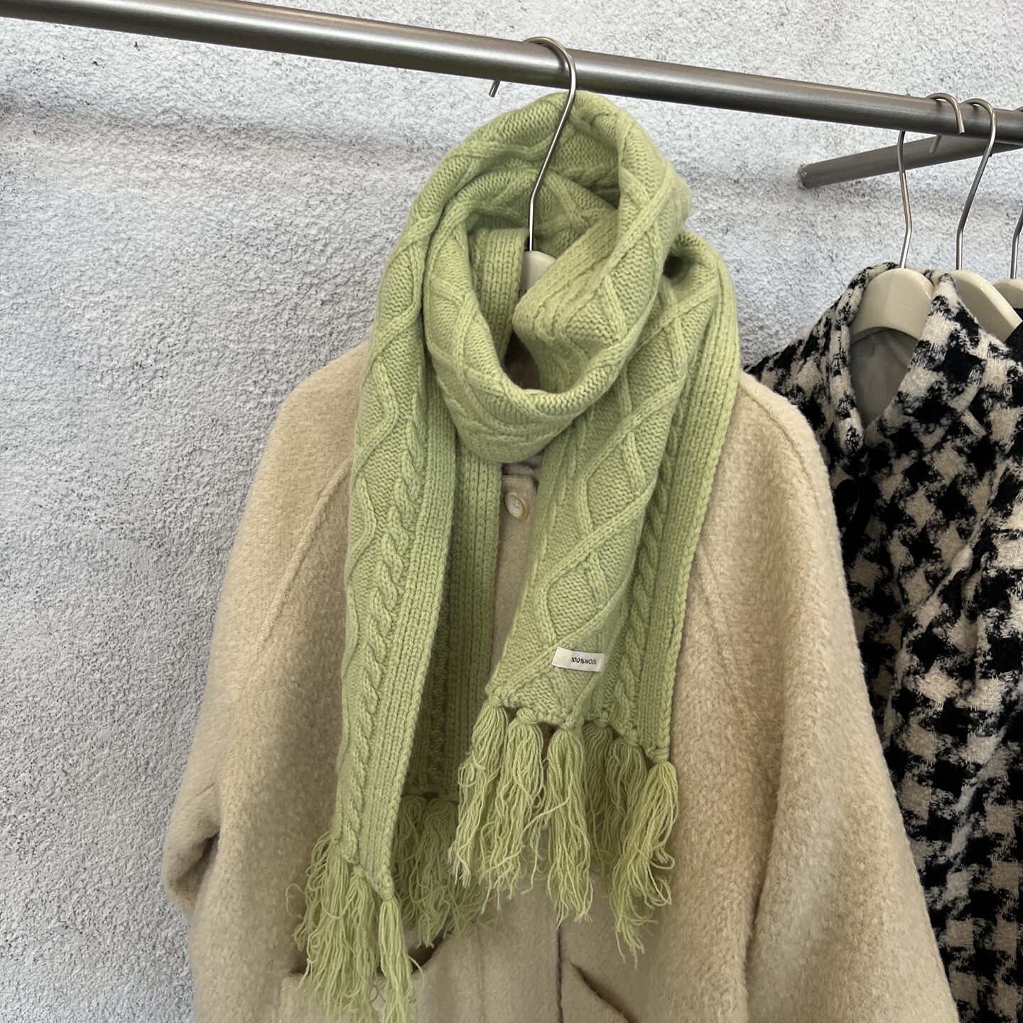 韩版纯色菱形羊毛流苏围巾冬季保暖长方形绿色氛围感针织围脖披肩