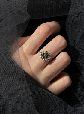 小雏菊设计感新款冷淡风泰银戒指