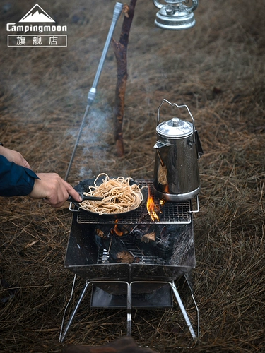 Портативная стойка для барбекю Кормана на открытом воздухе из нержавеющей стали у древесной плиты барбекю на гриле жареные дикие барбекю