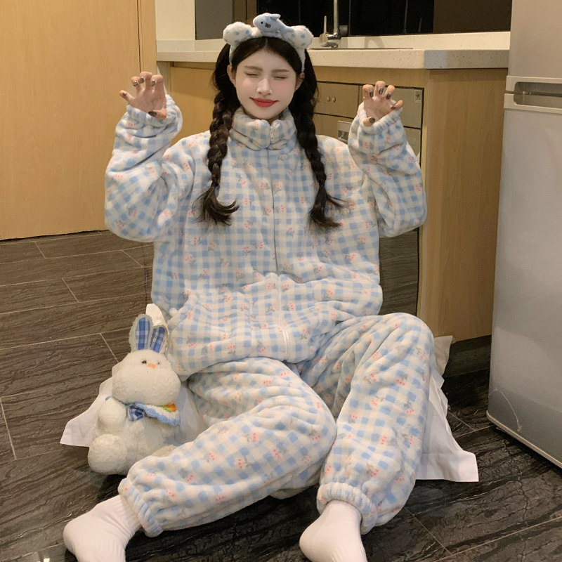 加厚保暖甜美可爱法兰绒睡衣套装