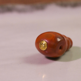 南红玛瑙三通天然原矿精品柿子红鸡血包浆镶嵌 24k 金万字符配饰