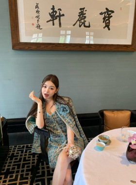 F boutique yb开发 25a手工坊高奢真丝编织孔雀绿花边小香套装