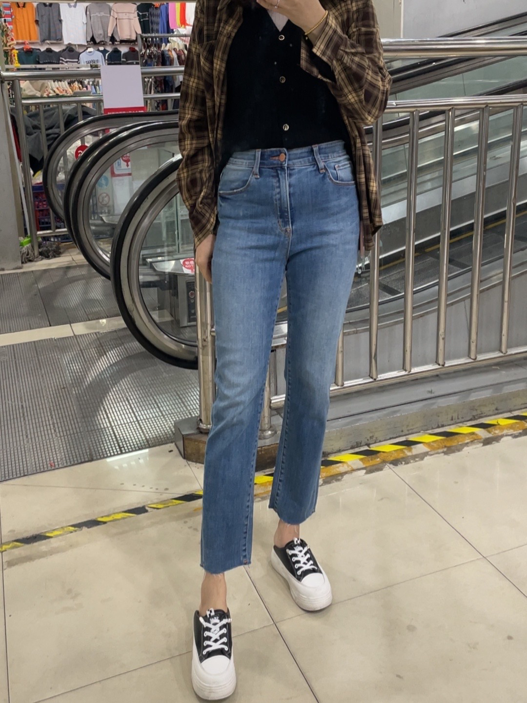 韩国 MiniBrand 夏季蓝色爆款热卖款九分毛边直筒显瘦百搭牛仔裤