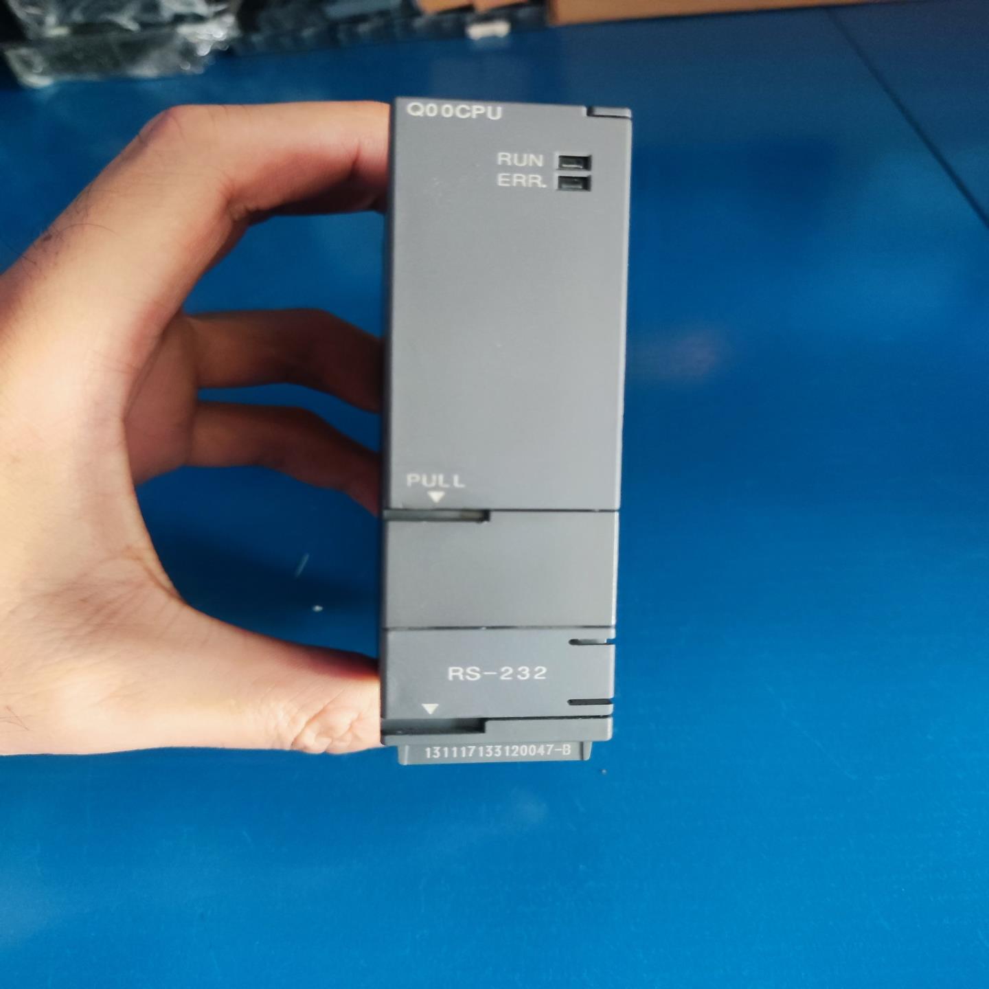 议价品～三菱Q00CPU95成新无破损正常使用功能询价