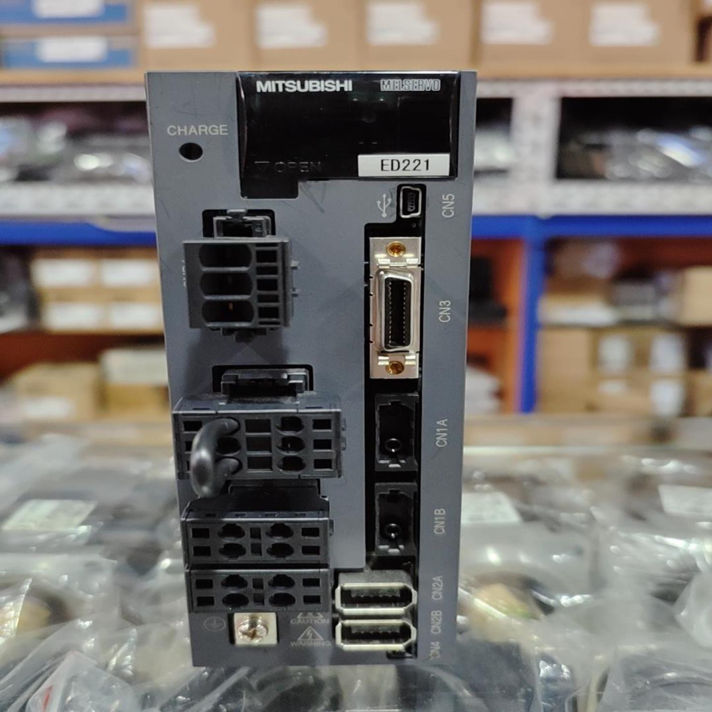议价三菱驱动器MR-J3W-22B实物拍摄询价