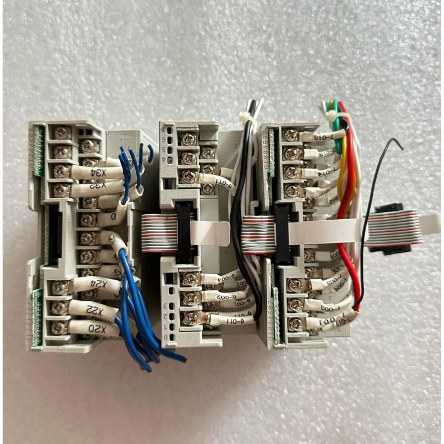 三菱扩展FⅩ5-16EⅩ&prime;ES原装拆机功能包好实物图  没有