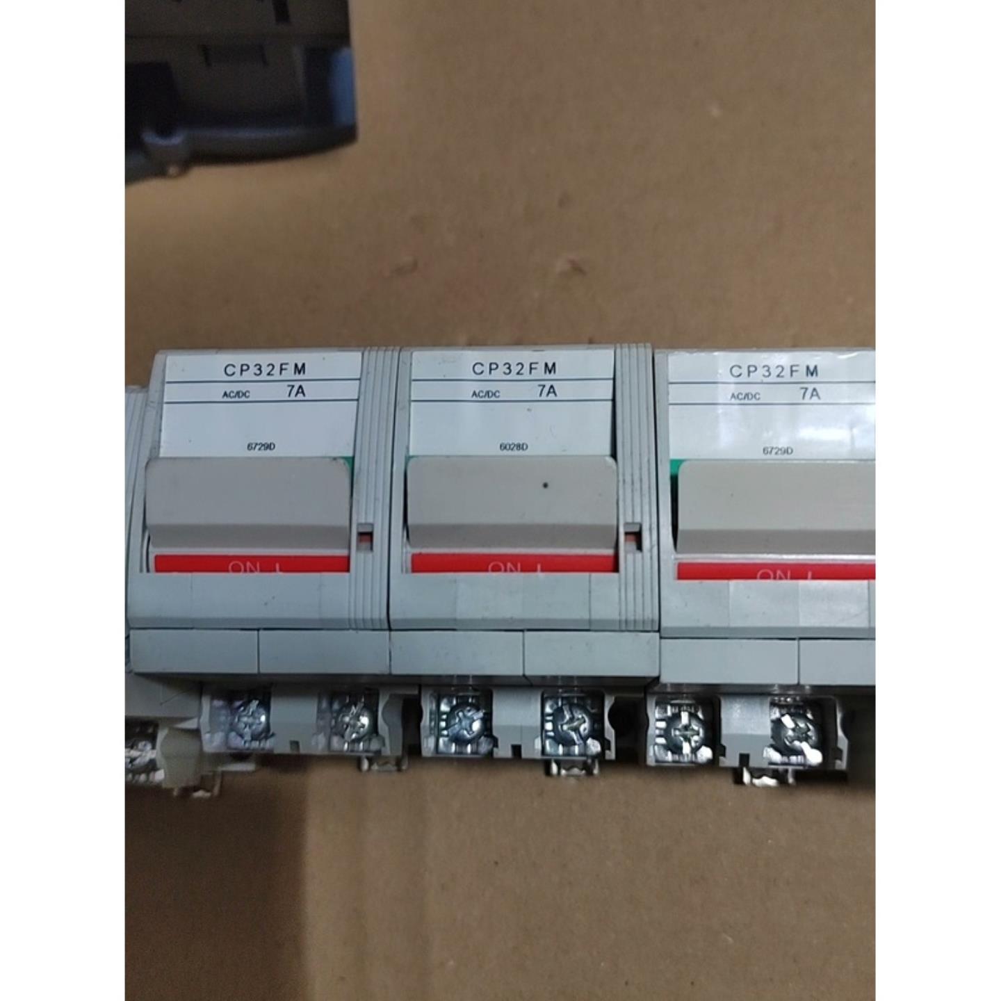 日本  FUJI 断路器 CP32FM7成色如图功能完询价