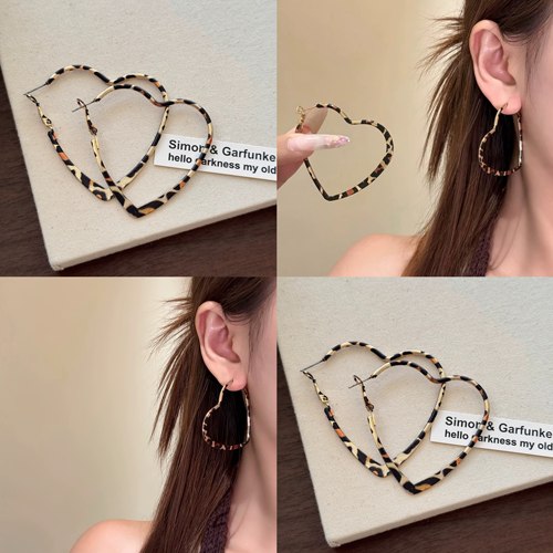 辣妹风豹纹爱心耳环女秋冬新款