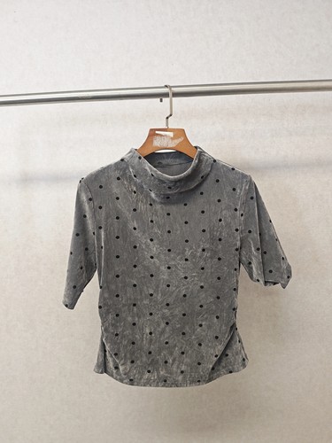 Ka系列＆专柜25春款福利 气质优雅丝绒波点小衫（NO退换）285