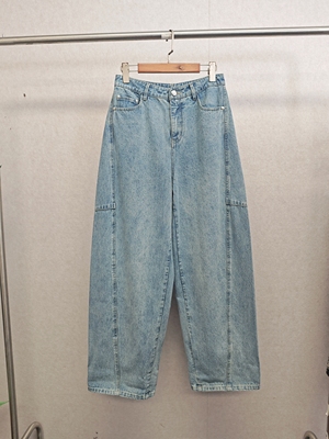 大牌h专柜＆25春款福利 门店爆款 显瘦香蕉阔腿牛仔裤 14366