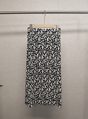 大牌h专柜25春款福利＆设计感小碎花半身长裙（仅换码）14797