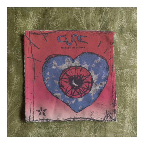 the cure Friday in love恋爱治愈文艺柔软桃皮绒布贴包衣服配件