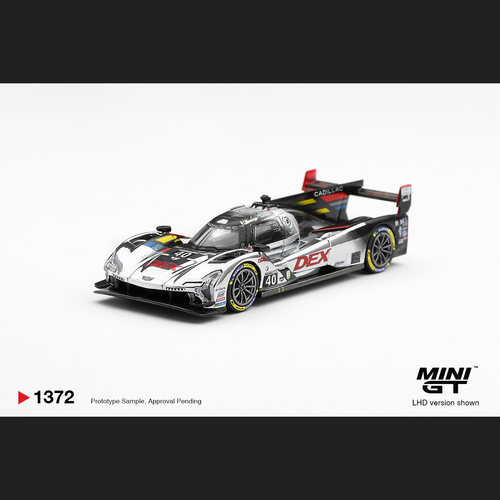 预售1:64MINIGT#1372 凯迪拉克Cadillac V-Series.R #40 合金车模
