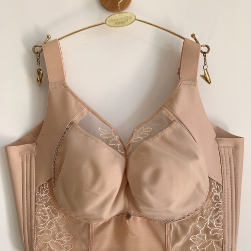 茉茜朵朵简约软钢圈超强收副乳