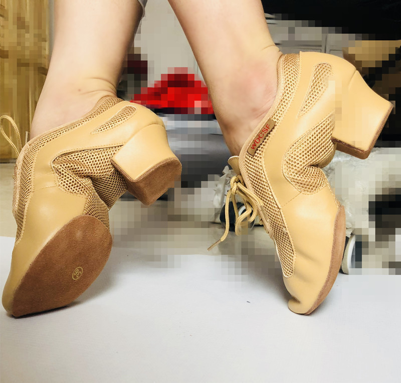 英皇舞霸女拉丁舞鞋教师鞋中跟摩登鞋平跟嘴唇款两点底软底练习鞋