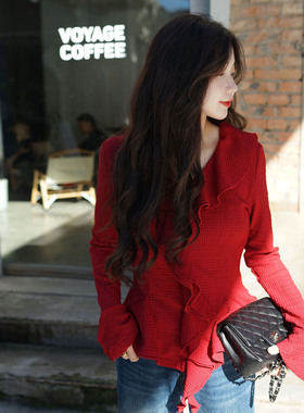 LadyBH自制红色紫色肌理感复古套头V领打底荷叶边喇叭袖显瘦上衣