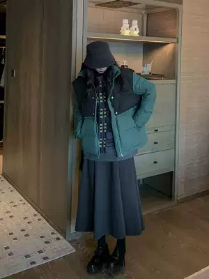 Red people's hall short cotton clothes women's 2021 winter new retro loose temperament casual color matching thick cotton coat jacket