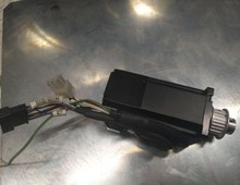 90K65-001144 YS24 W轴马达Q2AA04006DXS2C YAMAHA轨道宽度电机