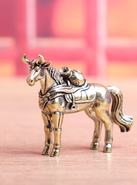 黄铜牛头马尾牛马背钱袋办公桌摆件复古实心老物件装饰工艺品摆件