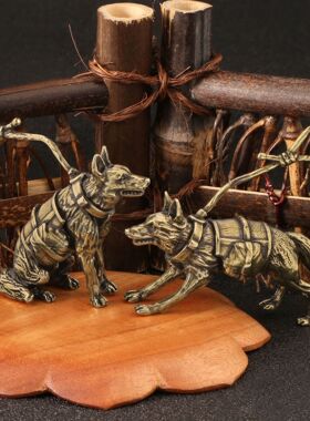 霸气德牧猎犬警犬守护犬遛狗牵绳狗狗黄铜摆件装饰展览摆设工艺品