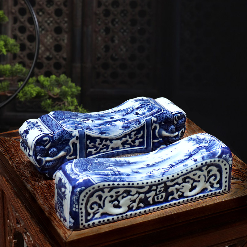 景德镇陶瓷手绘青花瓷枕头摆件收藏山水人物虎头工艺品装饰品家居