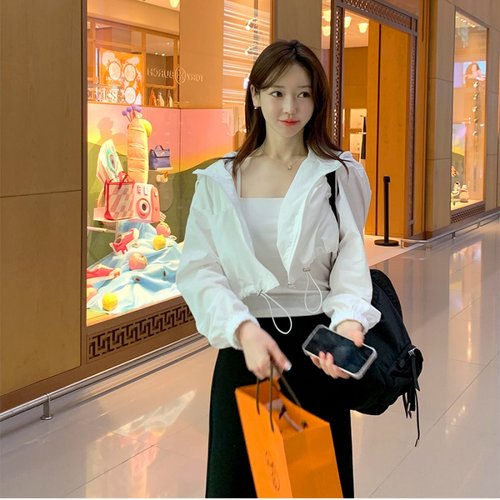 时尚薄短连帽外套时尚防晒服女