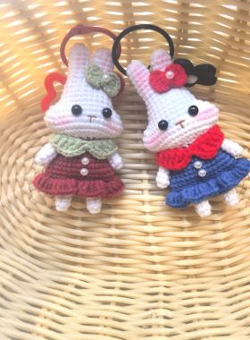 成品 花衣兔包挂手机挂非遗手工毛线钩织