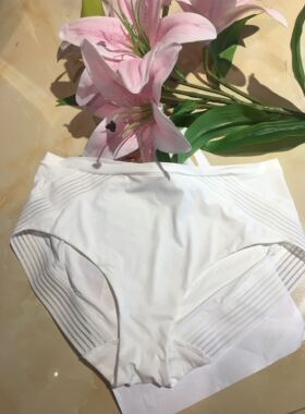 黛安芬Triumph内衣文胸11-1569 11-1561 配套裤 轻盈透气87-2023