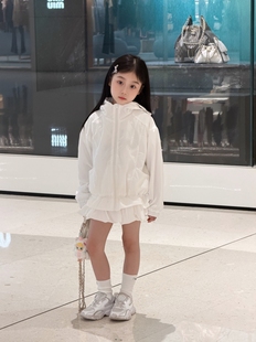 夏季新款女童时尚甜美连帽拉链外套轻薄防晒衣洋气休闲百搭