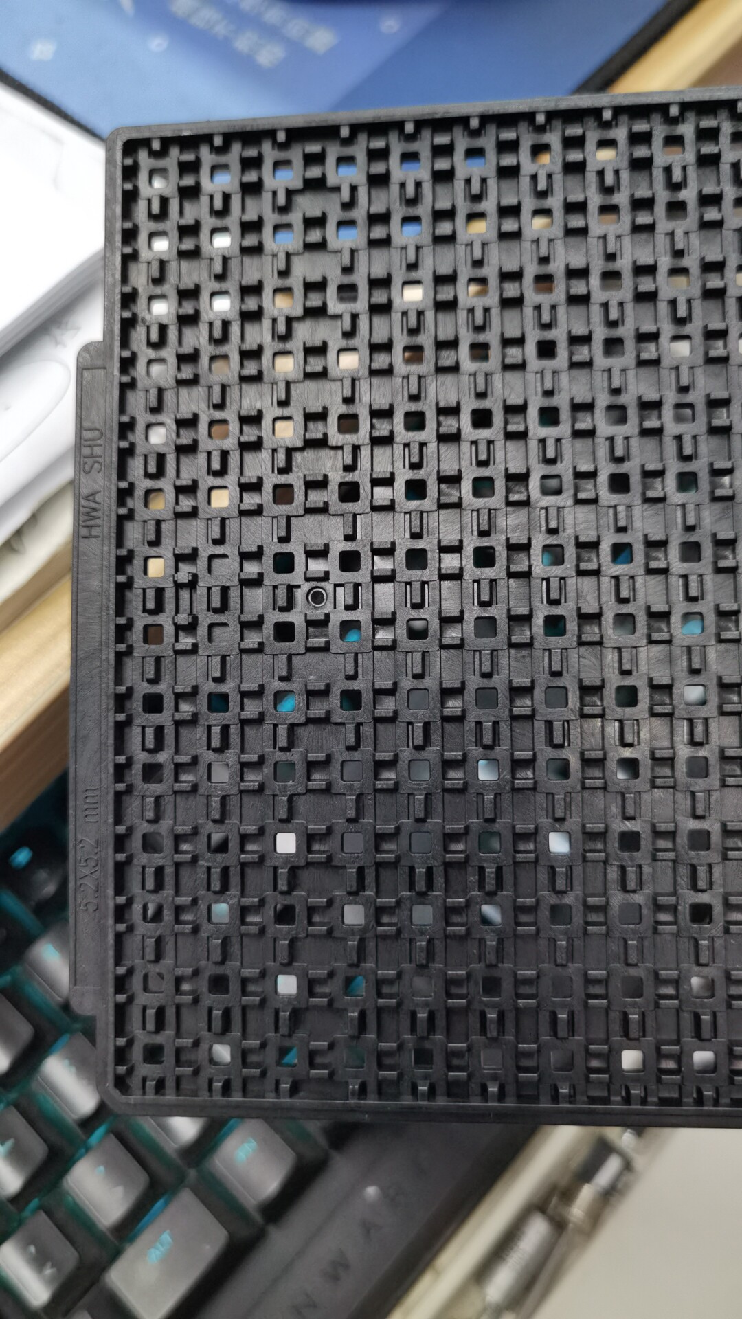 IC托盘 TRAY盘 防静电 HWASHU 5.2*5.2mm 490格 EA7060627-10 PPE