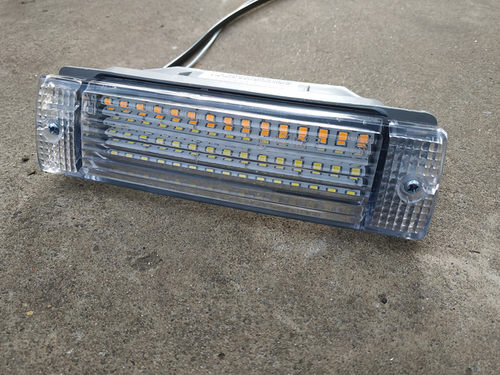 桑塔纳老普桑改装led流光转向灯