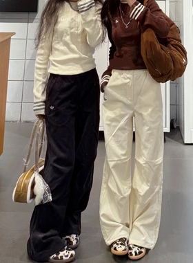 阿迪达斯三叶草女子刺绣小标灯芯绒宽松休闲直筒裤 KS5958 KS5959