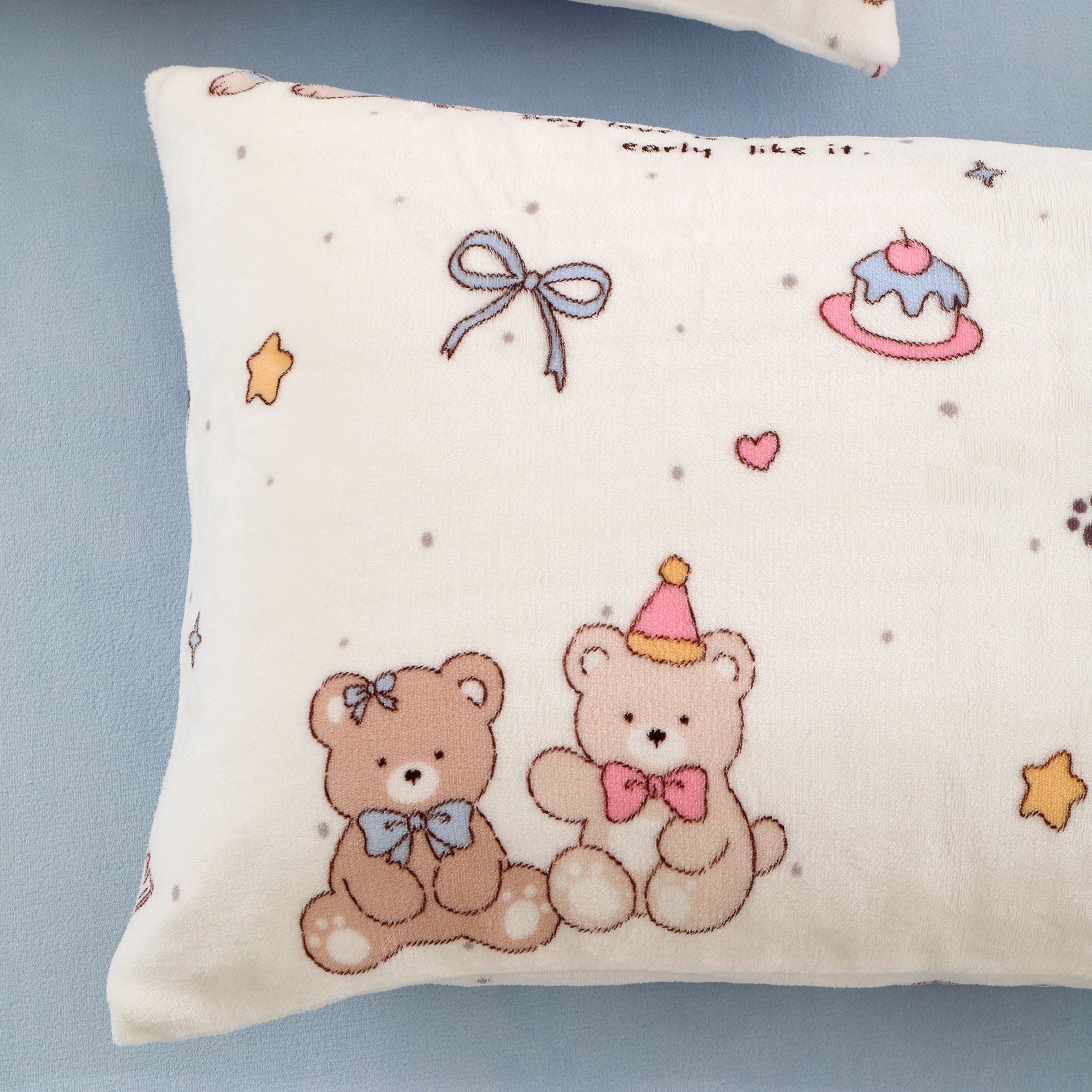 柔软牛奶绒卡通可爱小熊枕头套