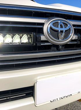 酷路泽 LC200 陆地巡洋舰 英国 LAZER 中网灯 LED辅助灯 户外装备