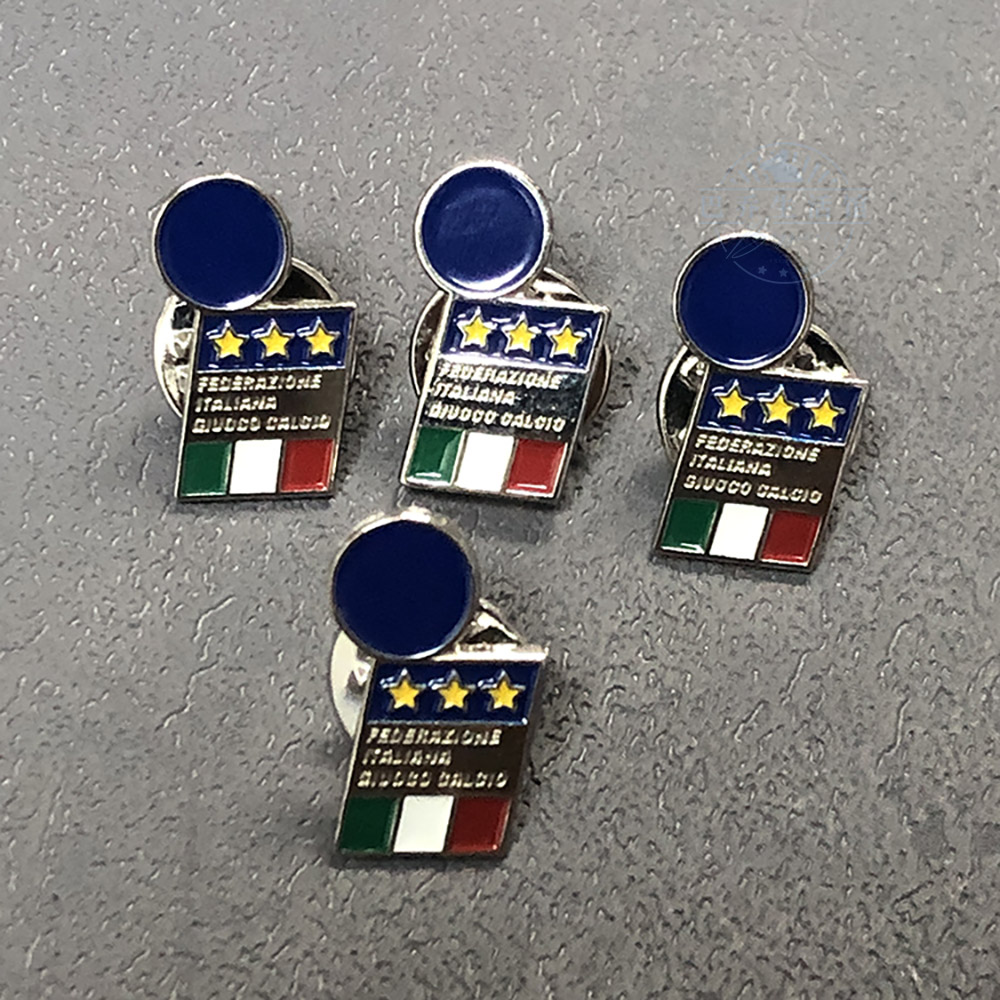 意大利足协figc LEGA职业联盟足球迷纪念品1994收藏徽章胸针队徽