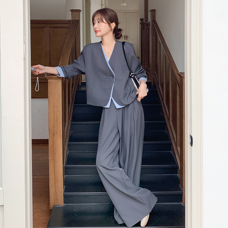 韩系高级感时尚灰色西装套装女2025春季新款休闲宽松阔腿裤两件套,女装套装/套裙,菡迪欧娜