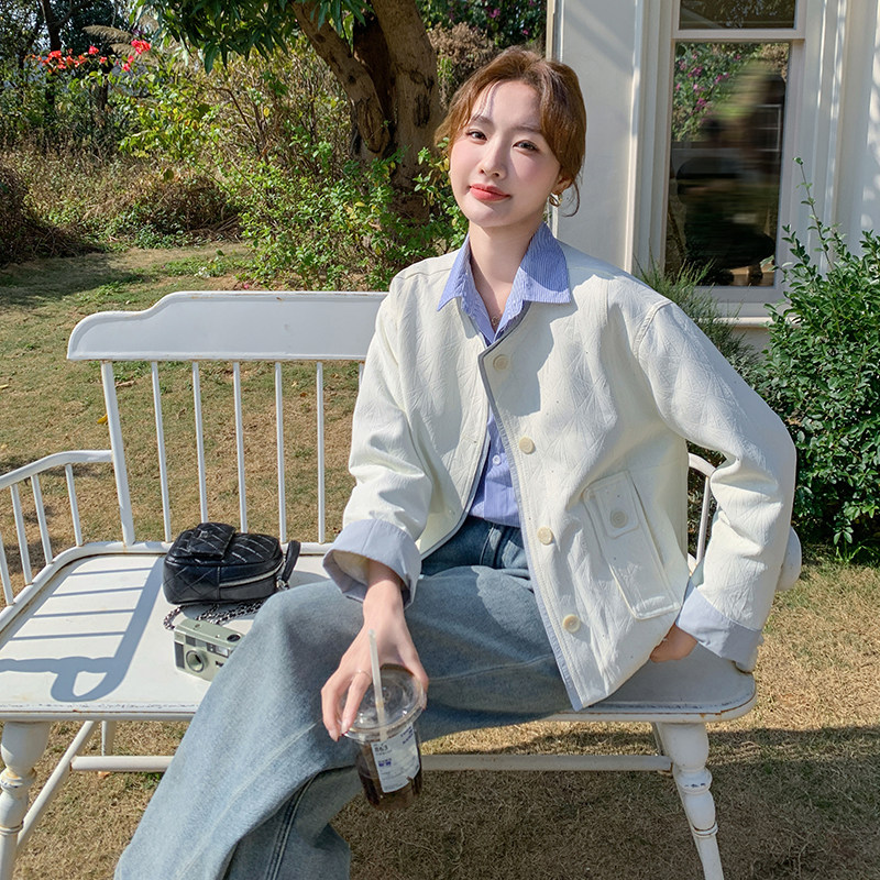 新品已出货亮钻设计感拼色白色外套2C075-6010-P145-K218,女装短外套,2C075
