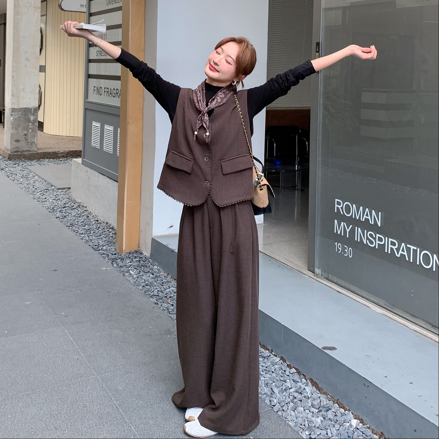 新品现货马甲+阔腿裤两件套套装2C075-835-P175-K258,女装套装/套裙,菡迪欧娜