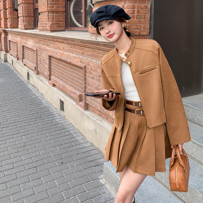 新品大货附买家秀高级感盐系穿搭+半身裙套装225A-P175-K248,女装套装/套裙,2C075