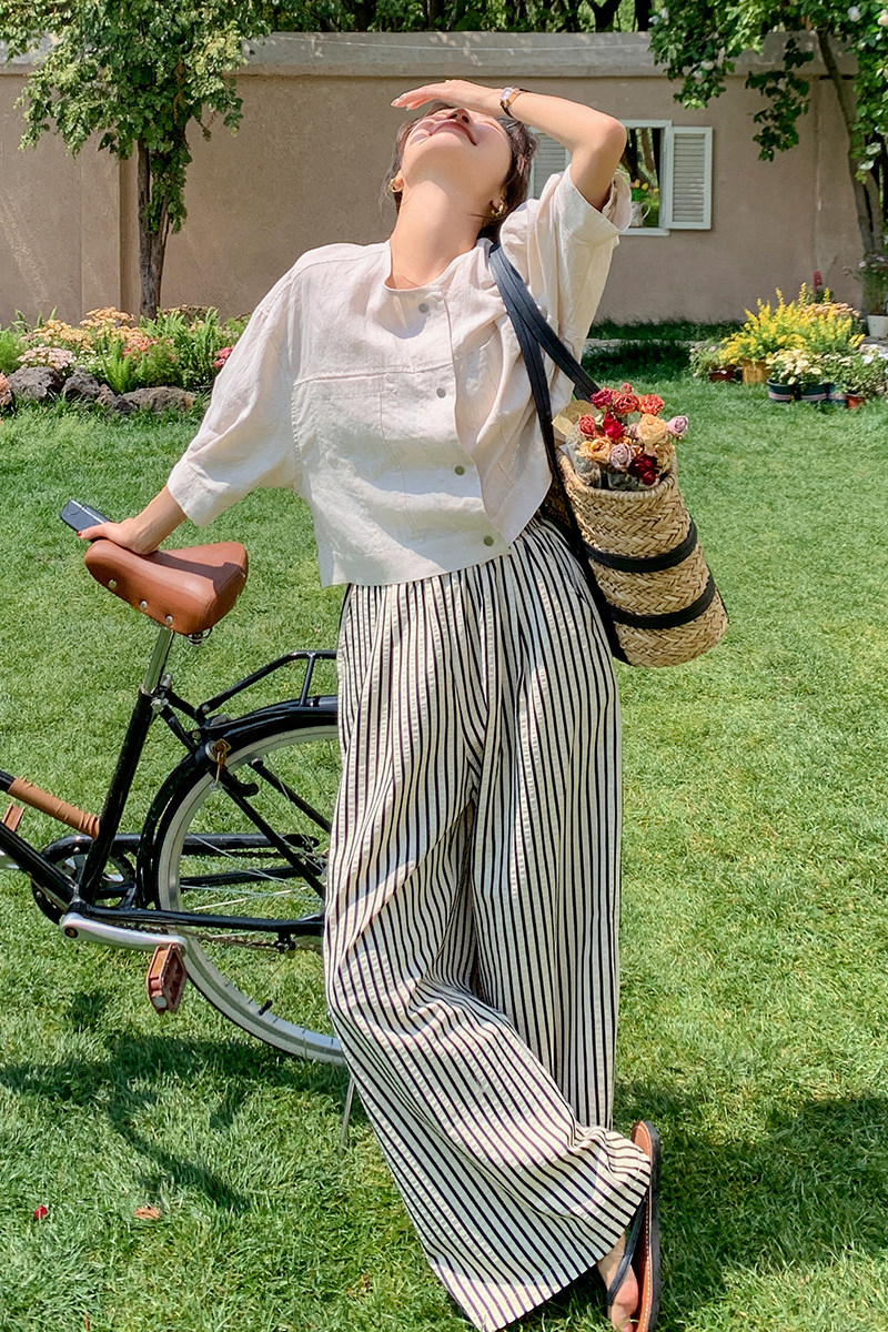 松弛感穿搭一整套女2025夏季新款白色衬衫条纹阔腿裤休闲两件套潮,女装套装/套裙,2C075