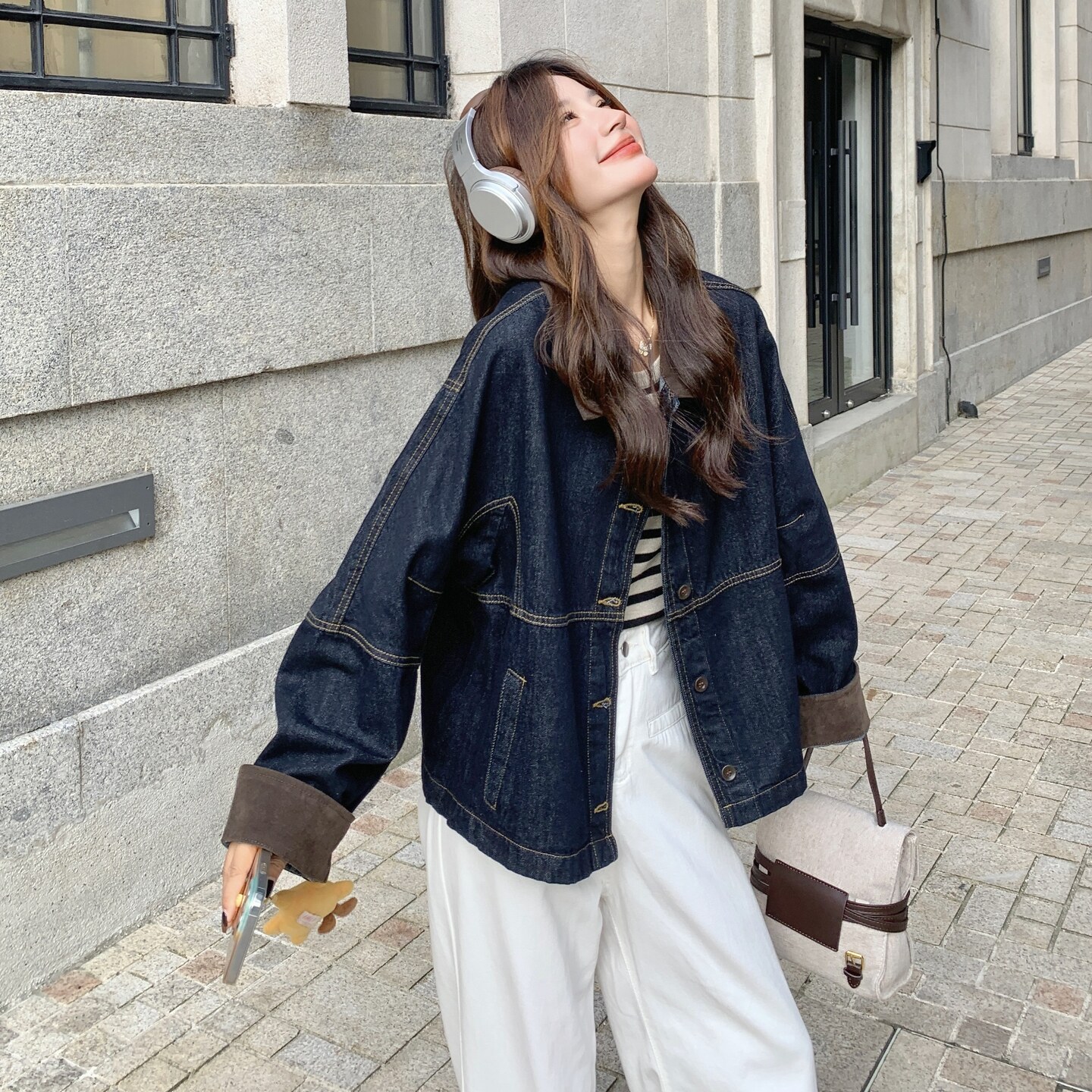 减龄复古撞色拼接牛仔短款外套女2025秋季休闲风百搭日常穿搭外套,女装短外套,菡迪欧娜