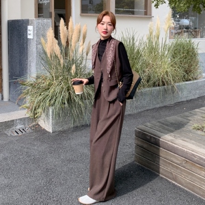 咖色轻熟风丝巾马甲直筒阔腿裤套装女春秋新款大方得体气质两件套图片