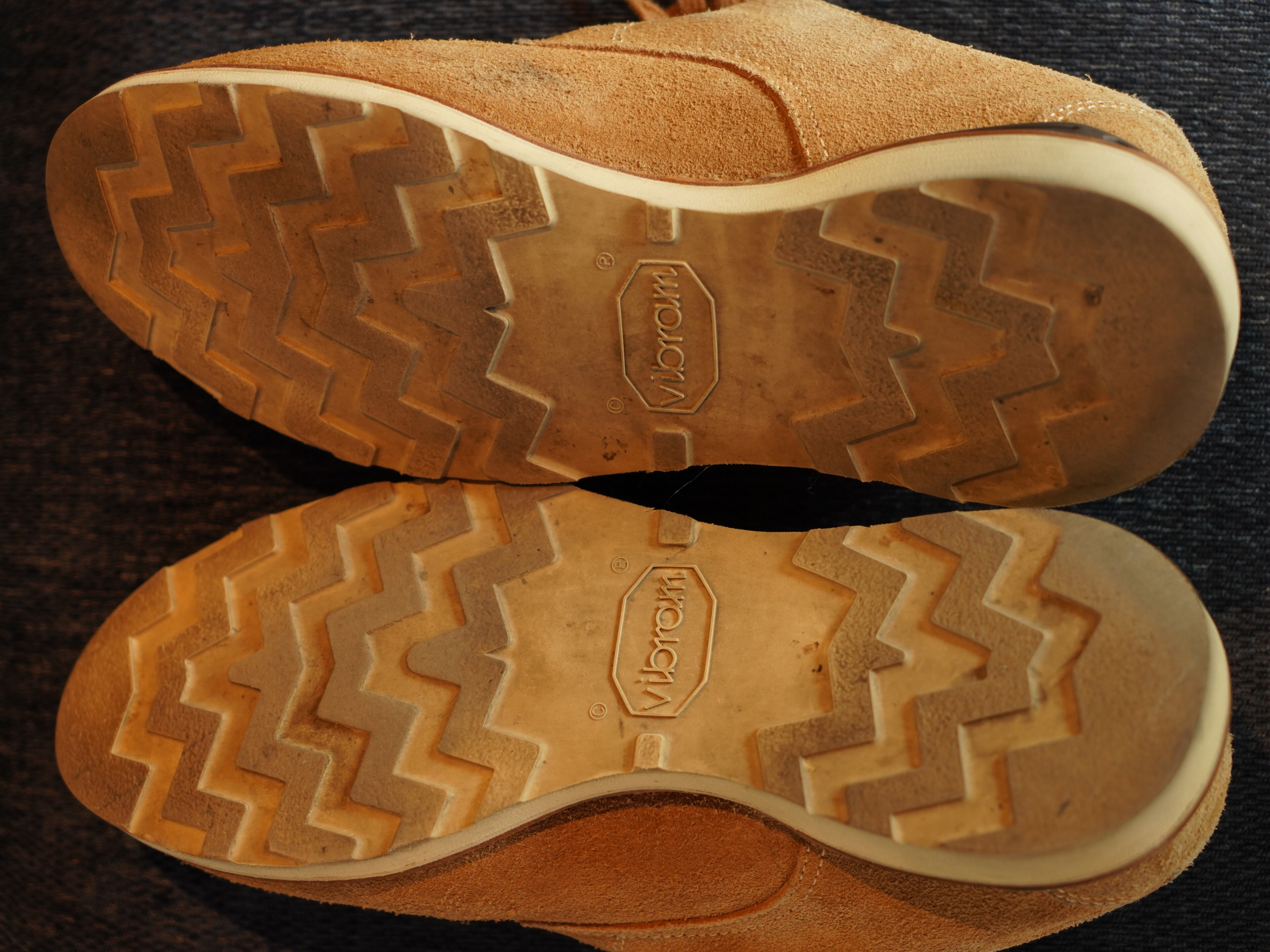 VISVIM VIRGIL PLAIN TOE-FOLK Limited Low-Top — label
